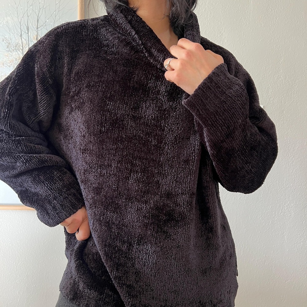 Vintage 90s Chenille Turtleneck Sweater Black Plush Cozy Minimalist Pullover - Picture 3 of 14